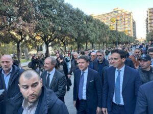 Conte a Bari: ‘Non ci sono più condizioni per le primarie’