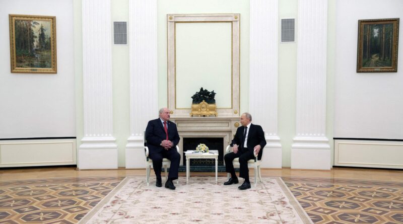 Guerra Ucraina – Russia, le notizie di oggi. Lukashenko da Putin: “Mai discusso un attacco contro l’Europa”. 399 località ucraine al buio dopo gli attacchi russi
