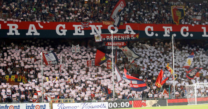 Ricatti al club, aggressioni ai giocatori e ombre di ‘ndrangheta: il sistema ultrà del Genoa secondo i pm. Chiesti 33 anni per 14 imputati