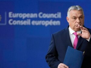 “Mi piace e lo rispetto”. Draghi incassa anche il sostegno di Orban
