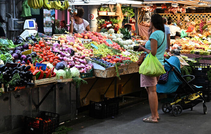 Confcommercio, l’inflazione rallenta, spinta ai consumi