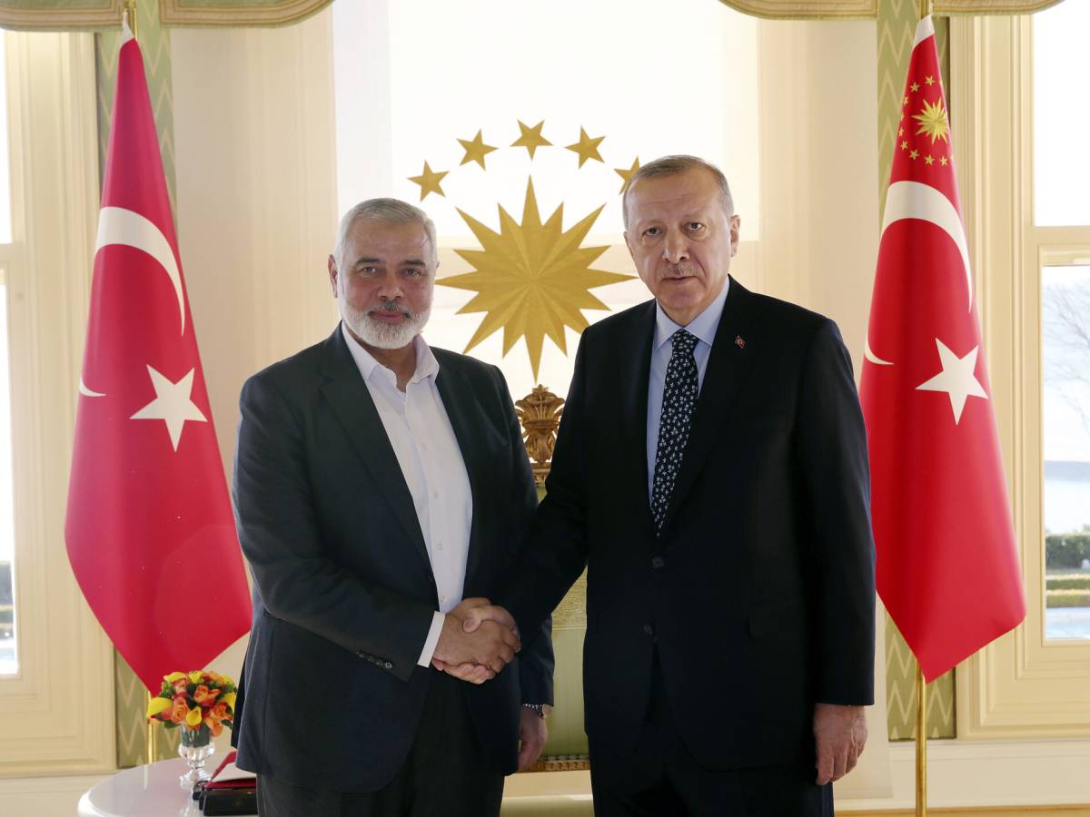 Erdogan riceve Haniyeh: “I palestinesi si uniscano Israele dovrà pagare”. Ira Tel Aviv: “Vergognati”