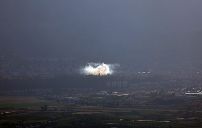 Decine di razzi da Hezbollah sulla Galilea nel nord di Israele