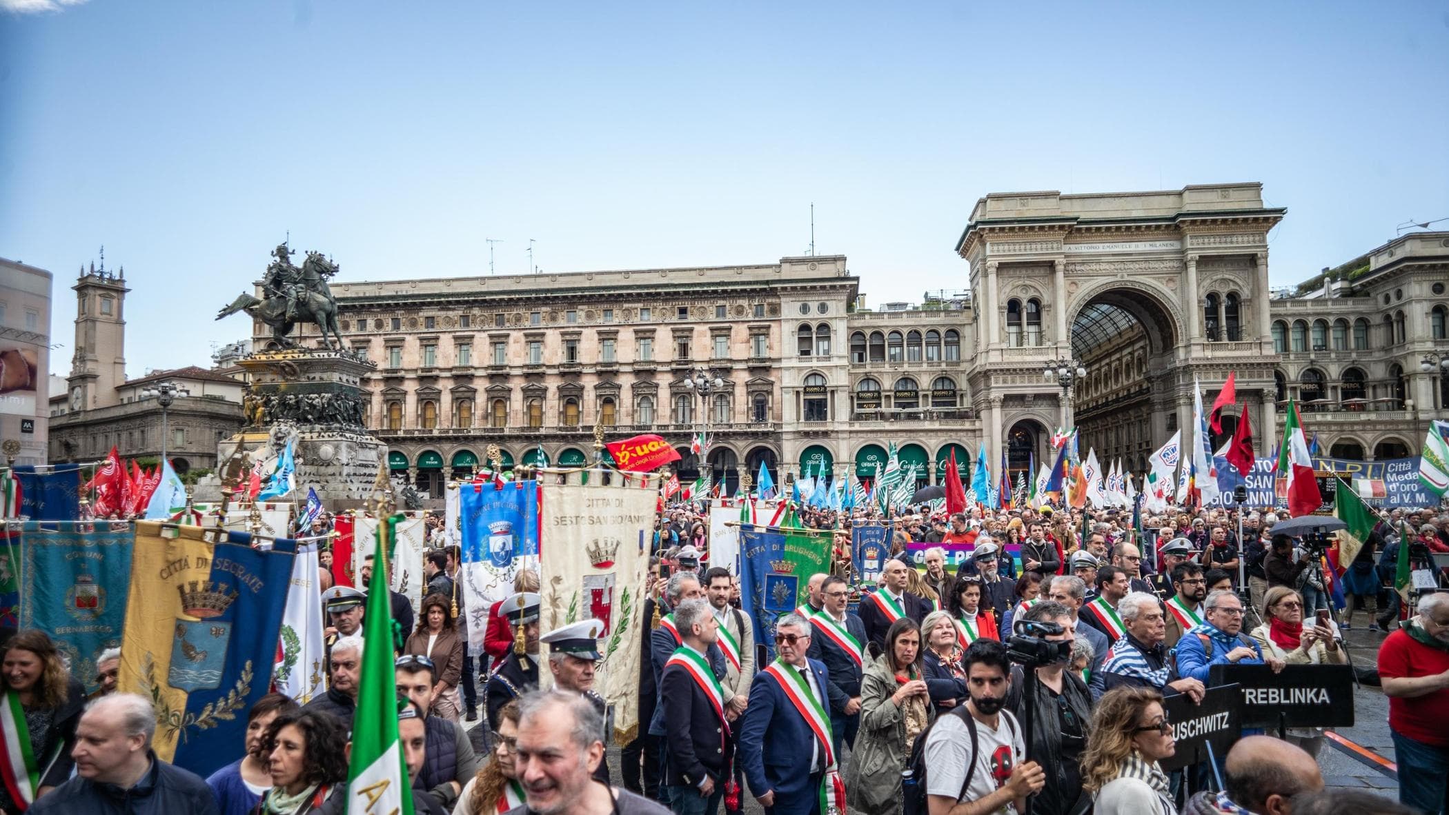Milano, la festa del 25 aprile: tutte le iniziative e il corteo da corso Venezia a piazza Duomo
