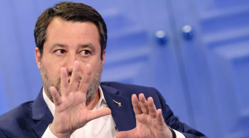 Nel giorno delle polemiche su Vannacci, Salvini dà buca a Meloni. Intervento alla conferenza Fdi di Pescara solo in video