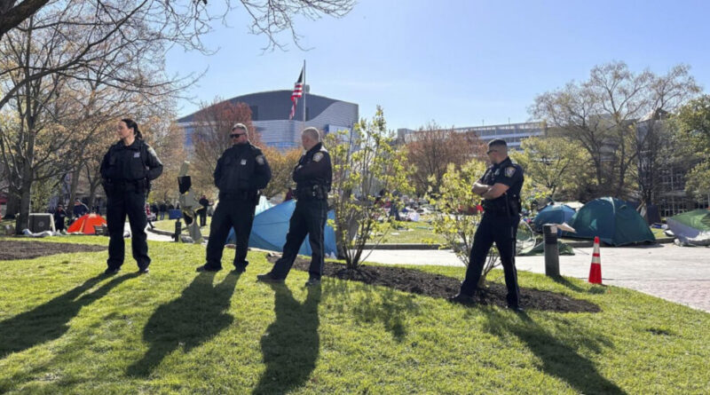 Movimenti studenteschi pro Palestina, arresti all’università di Boston e nel campus di Denver