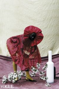 la foto del giorno: Un mese in immagini. Collezione PhotoVogue di aprile 2024