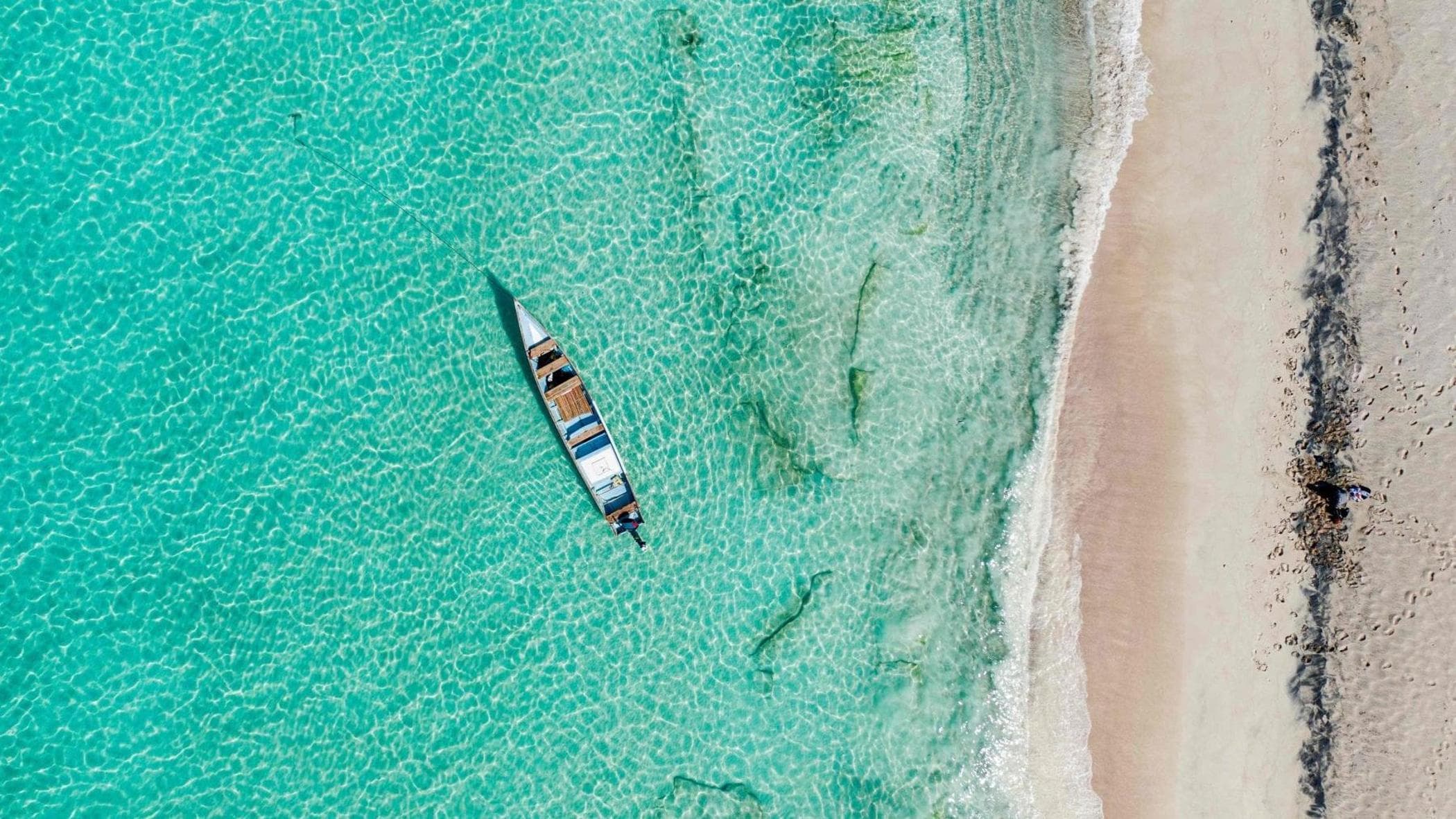 Turisti italiani bloccati sull’isola di Socotra in Yemen. Volo cancellato e viaggio sconsigliato per la guerra civile