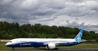 La Boeing sta affrontando una nuova indagine dopo che i dipendenti hanno “affermato falsamente che i test erano stati completati”