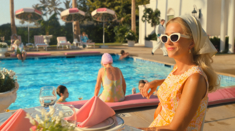 Kristen Wiig in Palm Royale di Apple TV+ ispira gli stili estivi anni ’60