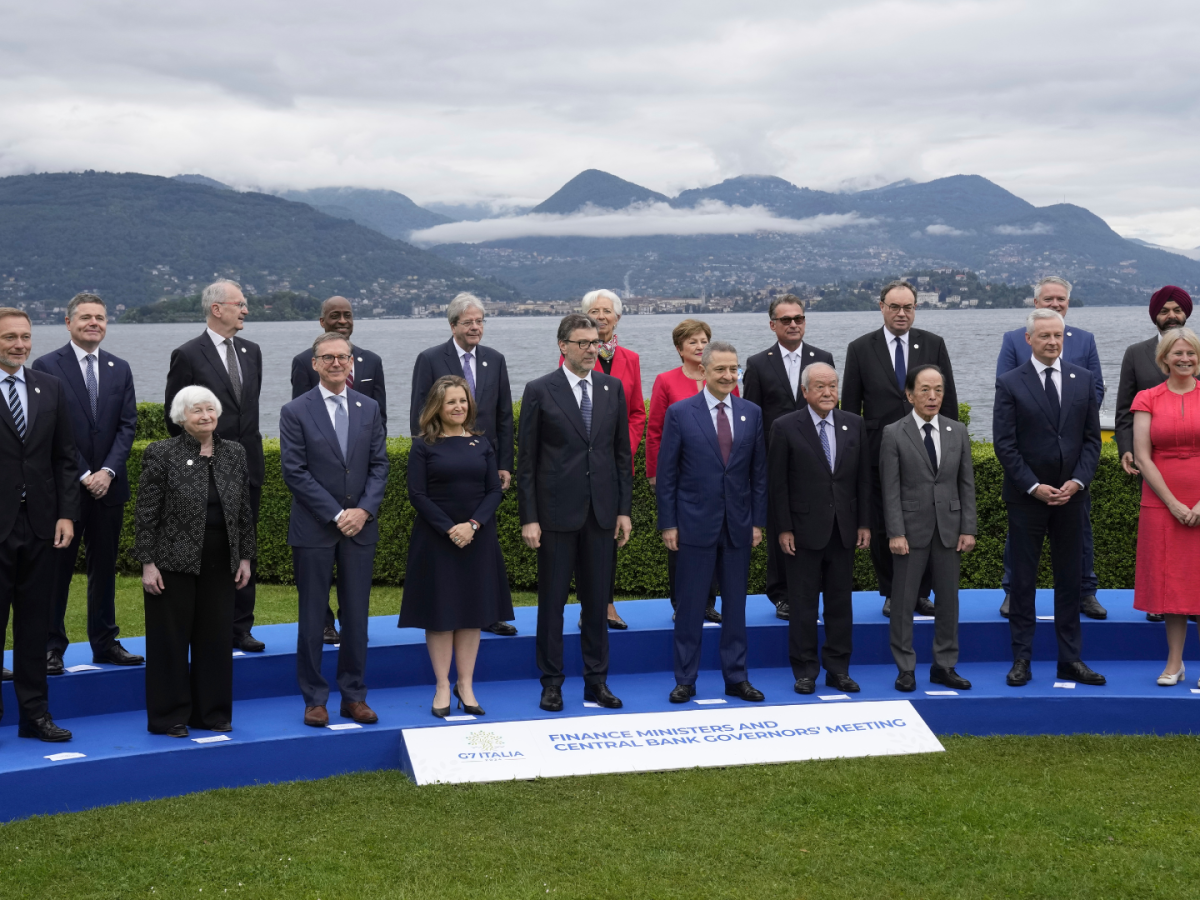“Sostegno all’Ucraina nel 2025”. L’accordo tra i ministri delle Finanze del G7