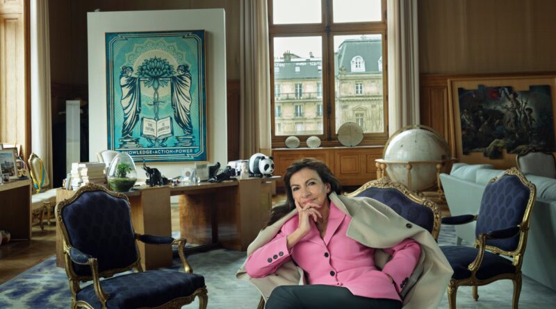 Per il sindaco di Parigi Anne Hidalgo è un’estate molto importante