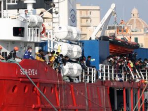 “Accuse non provate”. Ancora un assist delle toghe alle Ong