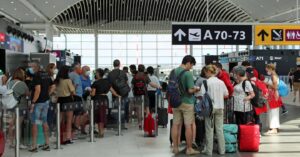 Vacanze, da aerei a traghetti ecco gli aumenti dell’estate 2024 voce per voce