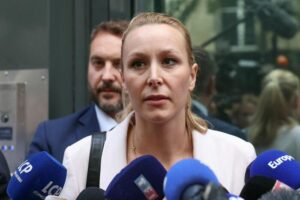 Caos a destra in Francia, Maréchal espulsa dal partito