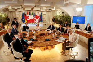 Meloni: ‘Accordo al G7 su asset russi, non è una confisca’