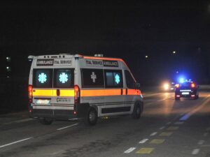 Investe un cervo e cade dallo scooter, muore un turista in Sardegna