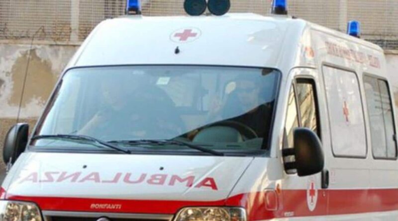 Schiacciato da mezzo agricolo, 18enne muore nel Lodigiano