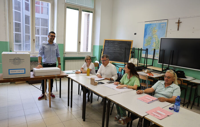 Ballottaggi, affluenza in netto calo: alle 23 ha votato il 37%