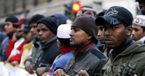 Lavoro, al Nord servono due milioni di stranieri in più