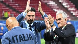 Gravina: “Spalletti resta, impensabile abbandonare ora un progetto triennale. Nessuno può pretendere le nostre dimissioni”. Il ct: “Punterò sui giovani”