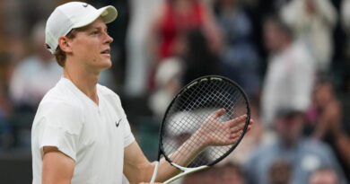 Wimbledon, buona la prima per Sinner: 3-1 (con qualche patema) al tedesco Hanfmann. Test sull’erba in vista del derby con Berrettini
