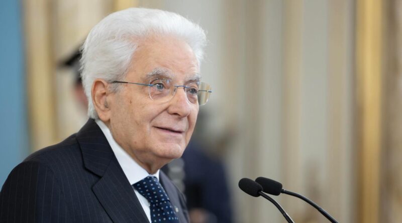 Mattarella: nessuna restrizione in nome del dovere di governo, no all’assolutismo di Stato