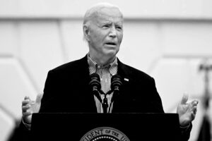 Negli Hamptons, i ricchi donatori di Biden temono un futuro “oscuro” sotto Trump