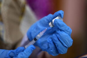 Verso l’inammissibilità per l’emendamento della Lega sui vaccini