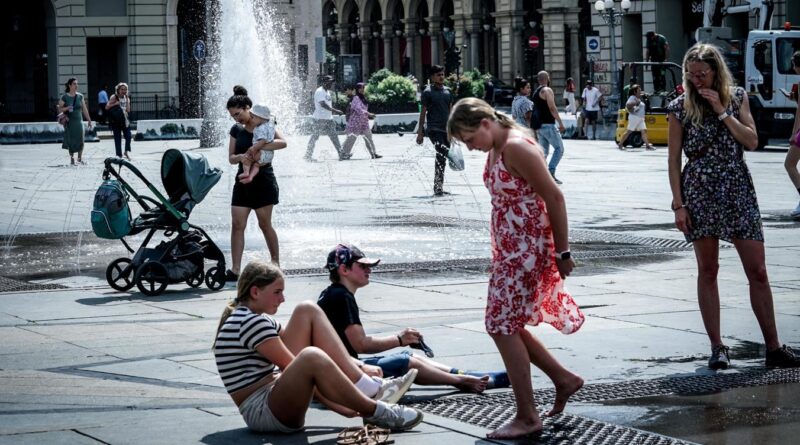 Caldo, da Bologna a Roma venerdì e sabato bollino rosso in 11 città