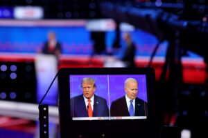I timori di un’onda viola nelle roccaforti democratiche mettono in dubbio la campagna di Biden