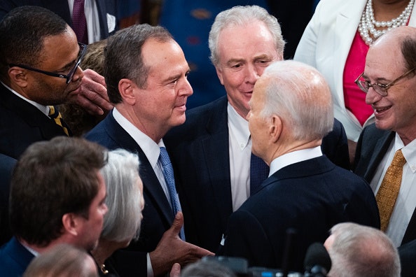 Adam Schiff: Joe Biden non può battere Trump, dovrebbe ritirarsi ora