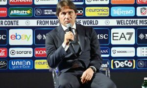 Napoli, Conte avverte: “C’è tanto lavoro da fare, serve una ricostruzione. Si parte da una situazione media”