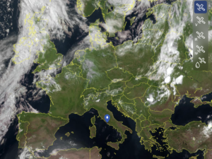 Dal caldo di Caronte ai temporali con grandine: il meteo di fine settimana