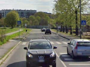 Milano, un’altra morte per strada: ciclista perde la vita dopo aver sbattuto contro un bus