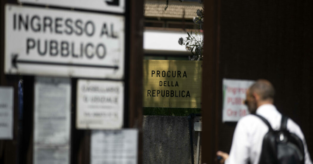 Roma, svolta nelle indagini sull’omicidio dell’81enne colpito da un proiettile vagante mentre era in auto: arrestate due persone