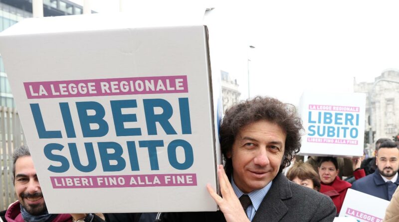 Rifiuta la nutrizione artificiale, sì dell’Asl al suicidio assistito