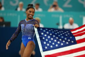Simone Biles si merita un altro oro per aver apparentemente fatto ombra a Donald Trump