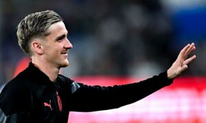 Milan, Fonseca rivoluziona la formazione per l’amichevole con il Barcellona: Saelemaekers terzino, Pulisic trequartista