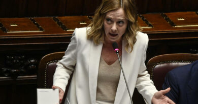 Meloni prepara la ripresa, avanti uniti sul programma