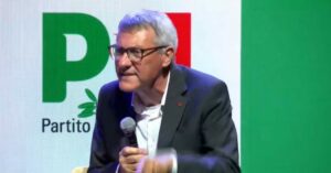 Landini: “Oggi serve il salario minimo. 20 anni di leggi sbagliate hanno aumentato la precarietà, non è solo colpa della destra”