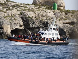 Sbarchi, tornano i giudici che boicottano i rimpatri dei clandestini tunisini