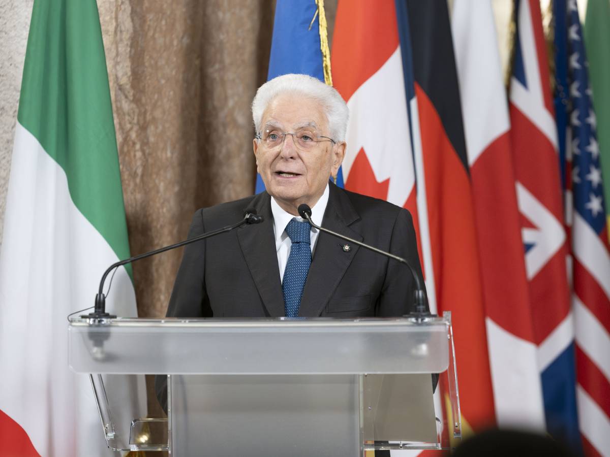 “Sconcertanti le critiche alle scelte Ue”. Mattarella al forum di Cernobbio