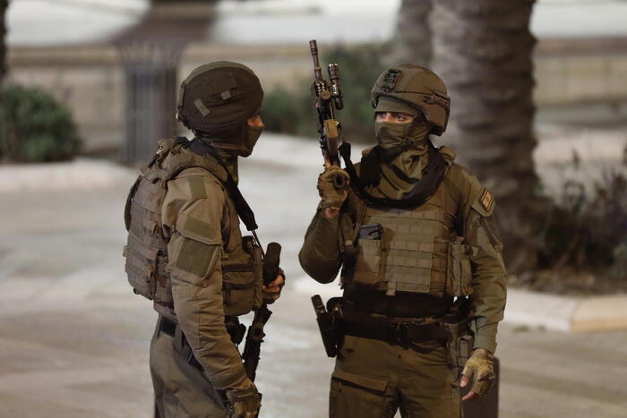 Serie di attacchi israeliani in Siria, almeno 4 civili morti