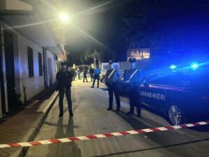 Donna uccisa a coltellate a Gela, il figlio si costituisce