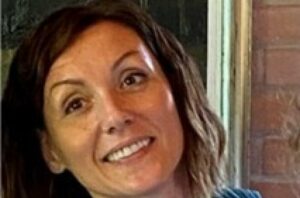Mamma scomparsa con la figlia di 3 anni, trovata in casa una lettera d’addio, riprese le ricerche