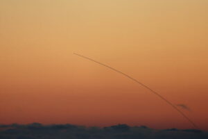 Un missile dallo Yemen cade nel centro di Israele, nessun ferito