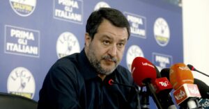Orban: Salvini il patriota più coraggioso d’Europa. Il leader leghista: le minacce non fermeranno il cambiamento
