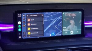 Segnalazione incidenti di Google Maps su Android Auto. Ecco come funziona