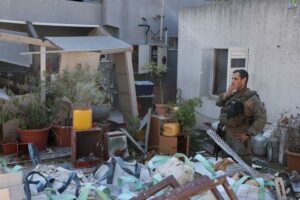 Nuovi attacchi reciproci fra Israele ed Hezbollah, in Libano 19 morti e quasi 100 feriti
